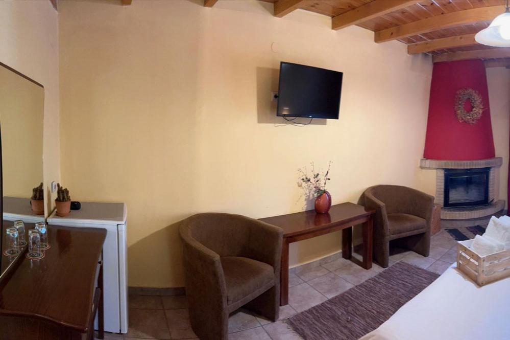 Guesthouse Teloni Vitina Ngoại thất bức ảnh