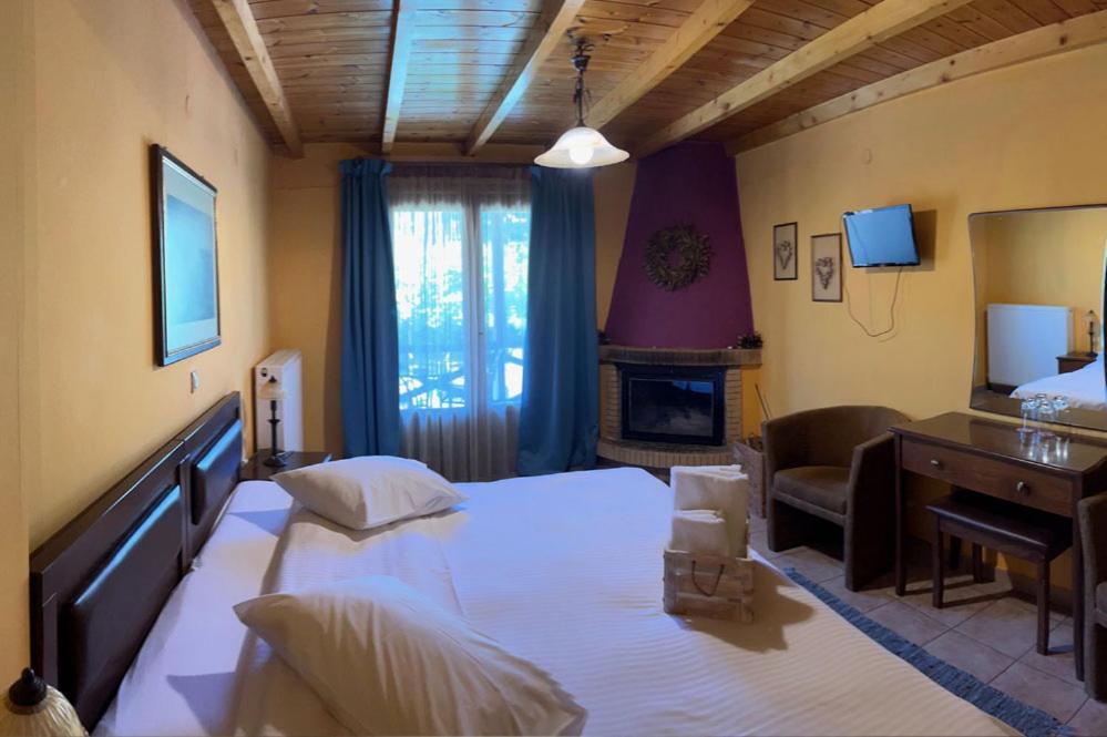 Guesthouse Teloni Vitina Ngoại thất bức ảnh